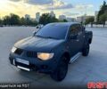Синій Міцубісі L200, об'ємом двигуна 2.5 л та пробігом 140 тис. км за 8500 $, фото 1 на Automoto.ua