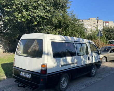 Белый Мицубиси L 300, объемом двигателя 2 л и пробегом 298 тыс. км за 1900 $, фото 5 на Automoto.ua