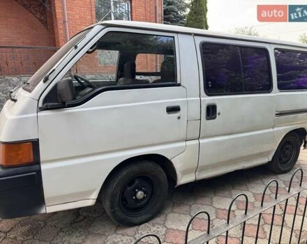 Білий Міцубісі L 300, об'ємом двигуна 2 л та пробігом 400 тис. км за 1600 $, фото 2 на Automoto.ua