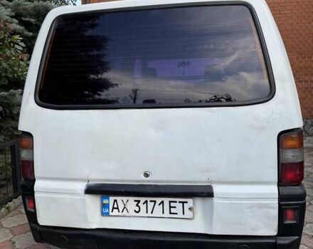 Білий Міцубісі L 300, об'ємом двигуна 2 л та пробігом 400 тис. км за 1600 $, фото 1 на Automoto.ua