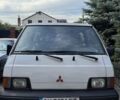 Білий Міцубісі L 300, об'ємом двигуна 2 л та пробігом 400 тис. км за 1600 $, фото 1 на Automoto.ua