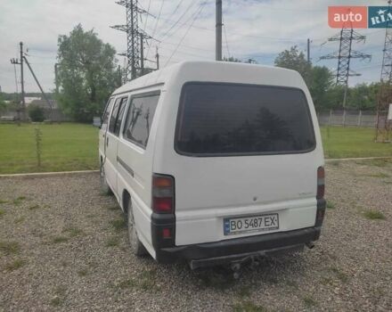 Белый Мицубиси L 300, объемом двигателя 2.5 л и пробегом 41 тыс. км за 2550 $, фото 3 на Automoto.ua