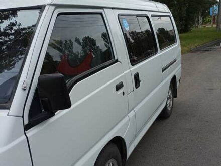 Міцубісі L 300 1993 у Чернобае на Automoto.ua Білий Міцубісі L 300, об'ємом двигуна 2.5 л та пробігом 350 тис. км за 3550 $, фото 1 на Automoto.ua