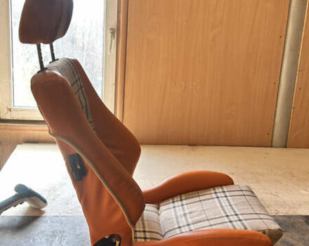 Бежевый Мицубиси L 300, объемом двигателя 2.5 л и пробегом 415 тыс. км за 4200 $, фото 8 на Automoto.ua