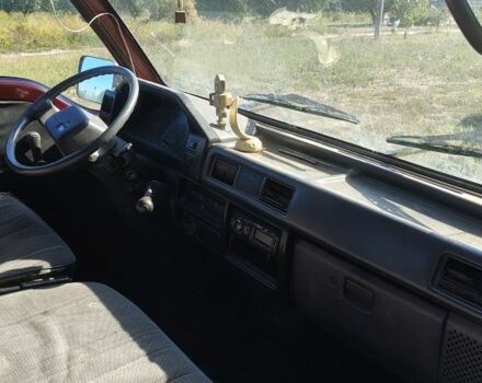 Мицубиси L 300 1992 в Днепре (Днепропетровске) на Automoto.ua Красный Мицубиси L 300, объемом двигателя 2.5 л и пробегом 300 тыс. км за 1679 $, фото 4 на Automoto.ua