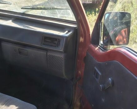 Мицубиси L 300 1992 в Днепре (Днепропетровске) на Automoto.ua Красный Мицубиси L 300, объемом двигателя 2.5 л и пробегом 300 тыс. км за 1679 $, фото 6 на Automoto.ua