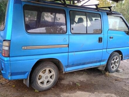 Міцубісі L 300 1988 у Измаиле на Automoto.ua Синій Міцубісі L 300, об'ємом двигуна 2.5 л та пробігом 350 тис. км за 2653 $, фото 1 на Automoto.ua