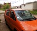 Оранжевый Мицубиси L 400 груз.-пасс., объемом двигателя 2.5 л и пробегом 332 тыс. км за 3499 $, фото 1 на Automoto.ua