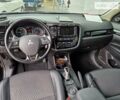 Чорний Міцубісі Outlander PHEV, об'ємом двигуна 2 л та пробігом 248 тис. км за 17700 $, фото 6 на Automoto.ua