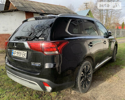 Міцубісі Outlander PHEV, об'ємом двигуна 0 л та пробігом 106 тис. км за 26000 $, фото 3 на Automoto.ua