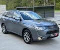 Сірий Міцубісі Outlander PHEV, об'ємом двигуна 2 л та пробігом 242 тис. км за 15990 $, фото 4 на Automoto.ua