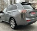 Серый Мицубиси Outlander PHEV, объемом двигателя 2 л и пробегом 147 тыс. км за 16799 $, фото 13 на Automoto.ua