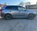 Серый Мицубиси Outlander PHEV, объемом двигателя 2 л и пробегом 176 тыс. км за 21990 $, фото 5 на Automoto.ua