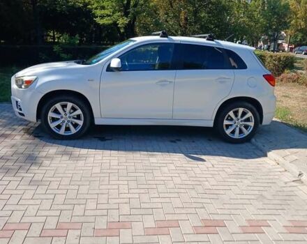 Білий Міцубісі Outlander Sport, об'ємом двигуна 2 л та пробігом 280 тис. км за 8500 $, фото 1 на Automoto.ua