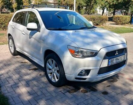 Білий Міцубісі Outlander Sport, об'ємом двигуна 2 л та пробігом 280 тис. км за 8500 $, фото 3 на Automoto.ua