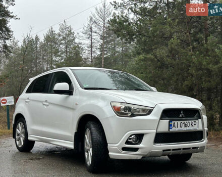Белый Мицубиси Outlander Sport, объемом двигателя 2 л и пробегом 260 тыс. км за 8999 $, фото 9 на Automoto.ua