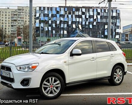 Білий Міцубісі Outlander Sport, об'ємом двигуна 2 л та пробігом 240 тис. км за 8799 $, фото 1 на Automoto.ua