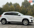 Белый Мицубиси Outlander Sport, объемом двигателя 2 л и пробегом 160 тыс. км за 10800 $, фото 2 на Automoto.ua