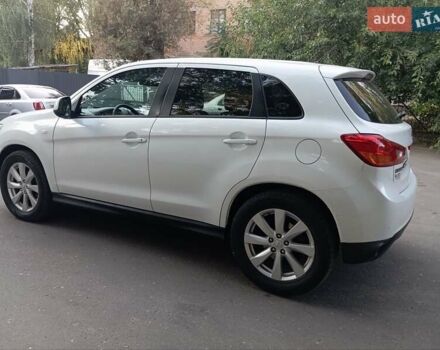 Білий Міцубісі Outlander Sport, об'ємом двигуна 2 л та пробігом 150 тис. км за 9500 $, фото 2 на Automoto.ua