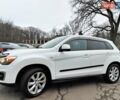 Белый Мицубиси Outlander Sport, объемом двигателя 2.4 л и пробегом 207 тыс. км за 9990 $, фото 2 на Automoto.ua