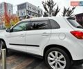Белый Мицубиси Outlander Sport, объемом двигателя 2.4 л и пробегом 207 тыс. км за 10990 $, фото 12 на Automoto.ua