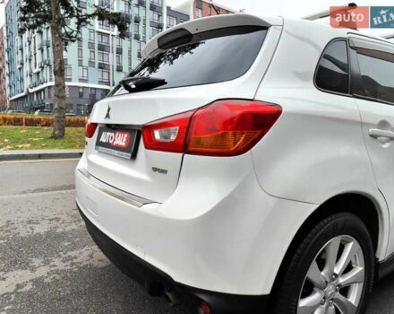 Белый Мицубиси Outlander Sport, объемом двигателя 2.4 л и пробегом 207 тыс. км за 9990 $, фото 20 на Automoto.ua