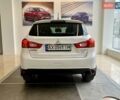 Білий Міцубісі Outlander Sport, об'ємом двигуна 2.4 л та пробігом 160 тис. км за 12500 $, фото 11 на Automoto.ua