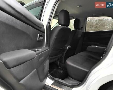 Белый Мицубиси Outlander Sport, объемом двигателя 2.4 л и пробегом 207 тыс. км за 9990 $, фото 36 на Automoto.ua