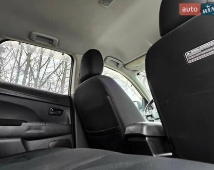 Белый Мицубиси Outlander Sport, объемом двигателя 2.4 л и пробегом 207 тыс. км за 9990 $, фото 54 на Automoto.ua