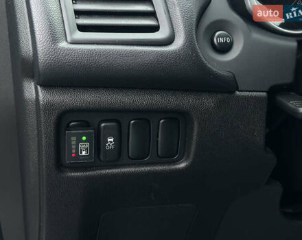 Белый Мицубиси Outlander Sport, объемом двигателя 2 л и пробегом 257 тыс. км за 10800 $, фото 26 на Automoto.ua