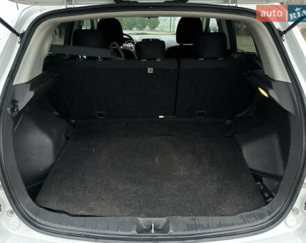 Белый Мицубиси Outlander Sport, объемом двигателя 2 л и пробегом 257 тыс. км за 10800 $, фото 31 на Automoto.ua