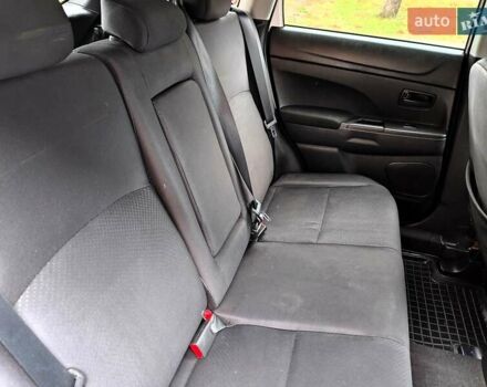 Белый Мицубиси Outlander Sport, объемом двигателя 2.4 л и пробегом 207 тыс. км за 9990 $, фото 47 на Automoto.ua