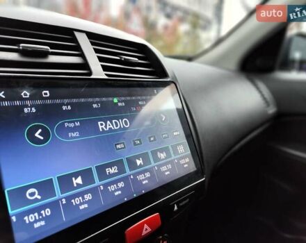Белый Мицубиси Outlander Sport, объемом двигателя 2.4 л и пробегом 207 тыс. км за 10990 $, фото 39 на Automoto.ua