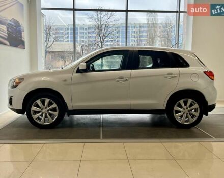 Білий Міцубісі Outlander Sport, об'ємом двигуна 2.4 л та пробігом 160 тис. км за 12500 $, фото 17 на Automoto.ua