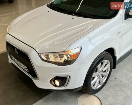 Білий Міцубісі Outlander Sport, об'ємом двигуна 2.4 л та пробігом 160 тис. км за 12500 $, фото 9 на Automoto.ua