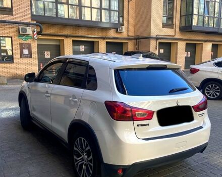 Білий Міцубісі Outlander Sport, об'ємом двигуна 2 л та пробігом 203 тис. км за 11999 $, фото 3 на Automoto.ua