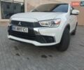 Белый Мицубиси Outlander Sport, объемом двигателя 2 л и пробегом 206 тыс. км за 9000 $, фото 1 на Automoto.ua