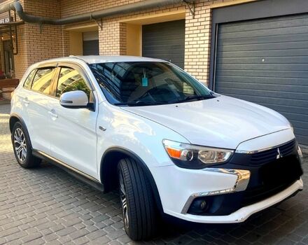 Білий Міцубісі Outlander Sport, об'ємом двигуна 2 л та пробігом 203 тис. км за 11999 $, фото 1 на Automoto.ua