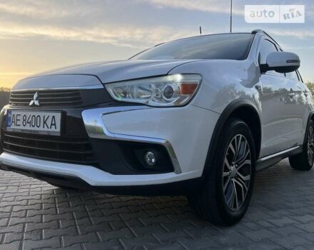 Білий Міцубісі Outlander Sport, об'ємом двигуна 2.4 л та пробігом 98 тис. км за 12850 $, фото 7 на Automoto.ua