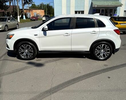 Белый Мицубиси Outlander Sport, объемом двигателя 2 л и пробегом 110 тыс. км за 12600 $, фото 4 на Automoto.ua