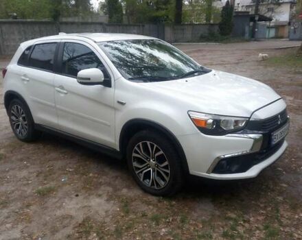 Белый Мицубиси Outlander Sport, объемом двигателя 2 л и пробегом 95 тыс. км за 13333 $, фото 1 на Automoto.ua