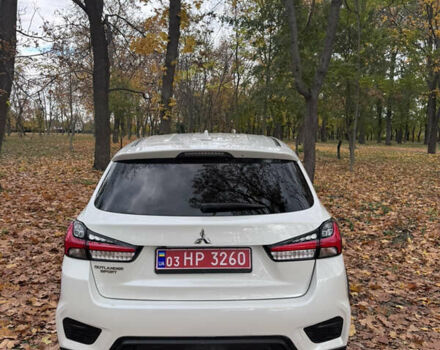 Міцубісі Outlander Sport 2019 у Кропивницькому (Кіровограді) на Automoto.ua Білий Міцубісі Outlander Sport, об'ємом двигуна 0 л та пробігом 89 тис. км за 15800 $, фото 6 на Automoto.ua