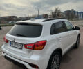 Белый Мицубиси Outlander Sport, объемом двигателя 2.36 л и пробегом 75 тыс. км за 15500 $, фото 4 на Automoto.ua