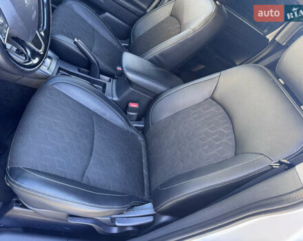 Белый Мицубиси Outlander Sport, объемом двигателя 2 л и пробегом 144 тыс. км за 16400 $, фото 14 на Automoto.ua