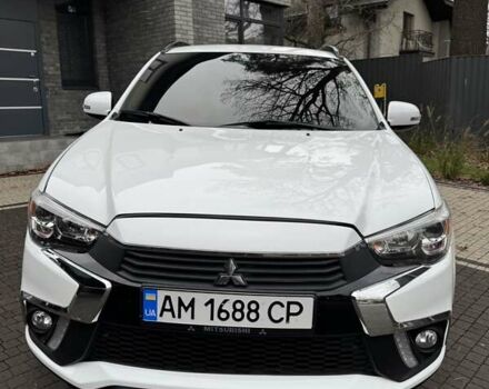 Білий Міцубісі Outlander Sport, об'ємом двигуна 2.4 л та пробігом 68 тис. км за 17000 $, фото 1 на Automoto.ua