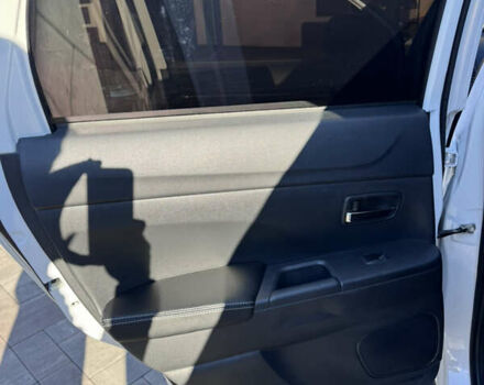 Белый Мицубиси Outlander Sport, объемом двигателя 2 л и пробегом 144 тыс. км за 16400 $, фото 16 на Automoto.ua