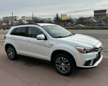 Белый Мицубиси Outlander Sport, объемом двигателя 2.36 л и пробегом 75 тыс. км за 15500 $, фото 2 на Automoto.ua