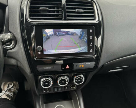 Белый Мицубиси Outlander Sport, объемом двигателя 2.36 л и пробегом 75 тыс. км за 15500 $, фото 12 на Automoto.ua