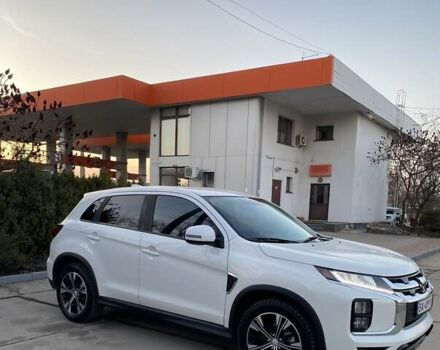Белый Мицубиси Outlander Sport, объемом двигателя 2.4 л и пробегом 59 тыс. км за 19000 $, фото 1 на Automoto.ua