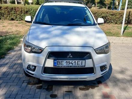 Мицубиси Outlander Sport 2011 в Николаеве на Automoto.ua Белый Мицубиси Outlander Sport, объемом двигателя 2 л и пробегом 280 тыс. км за 8500 $, фото 1 на Automoto.ua